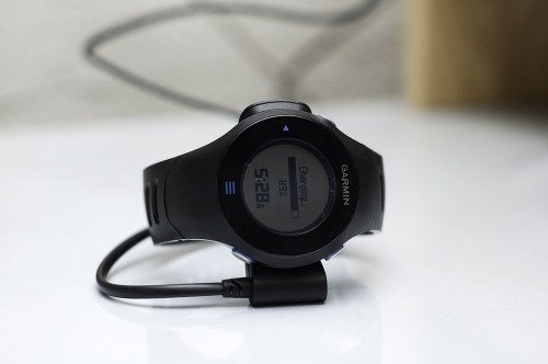 Charing the Garmin Forerunner 610